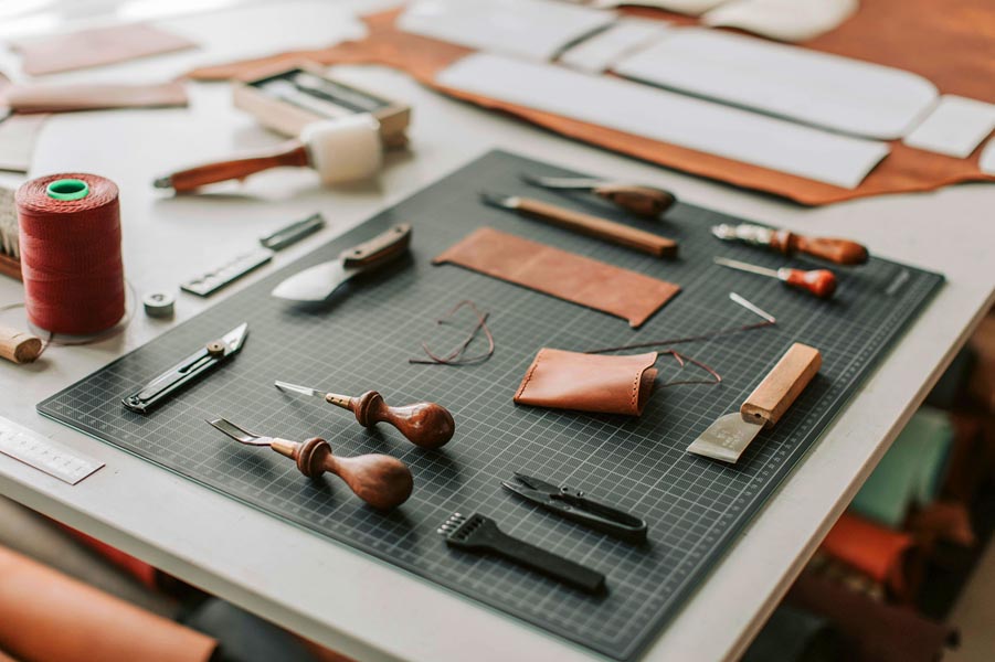 Why Are Age-Old Leather Tools Still Relevant Today? Adapting to Contemporary Needs